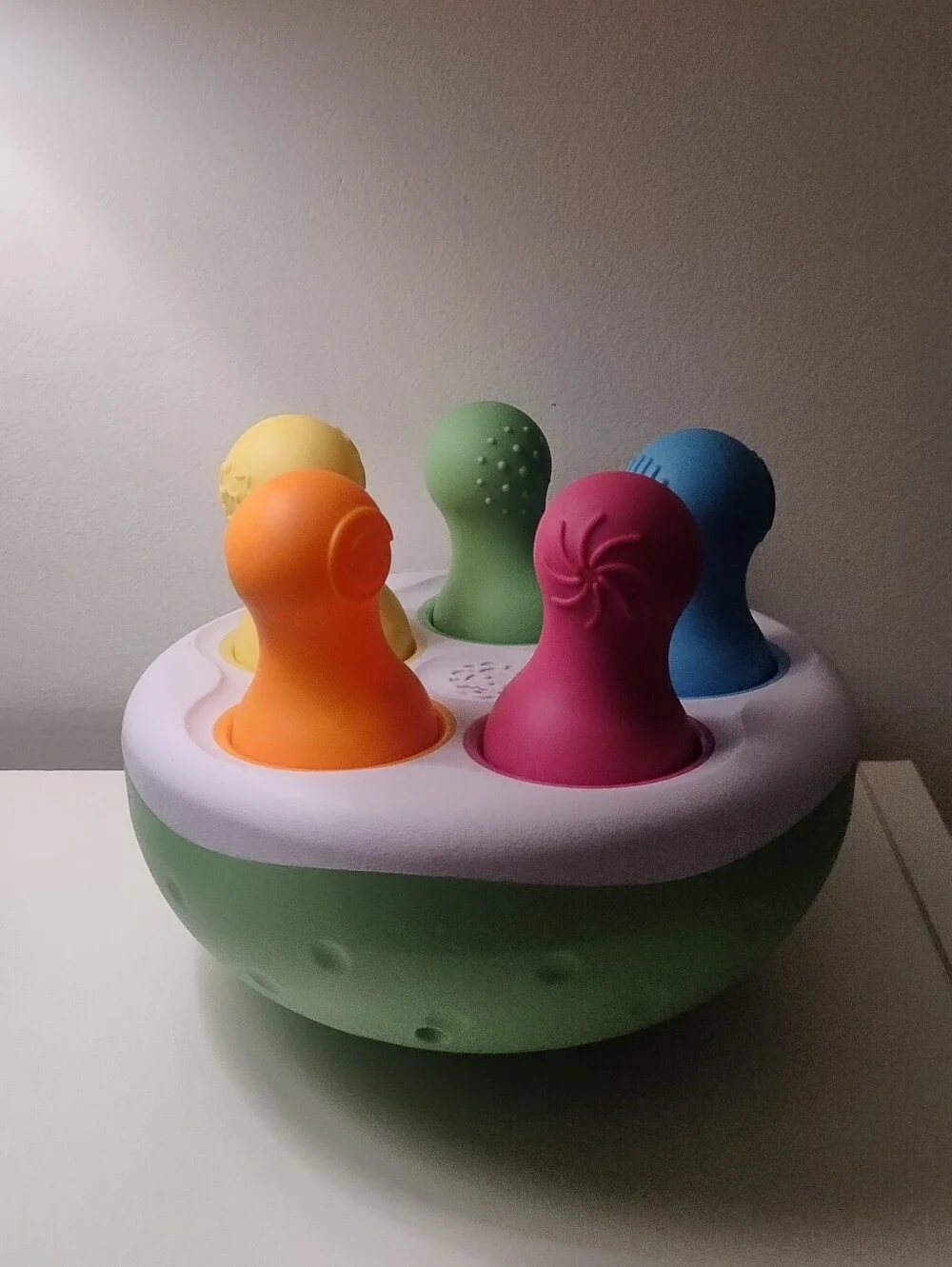 Fat Brain Toys SpinnyPins Leaving Color You